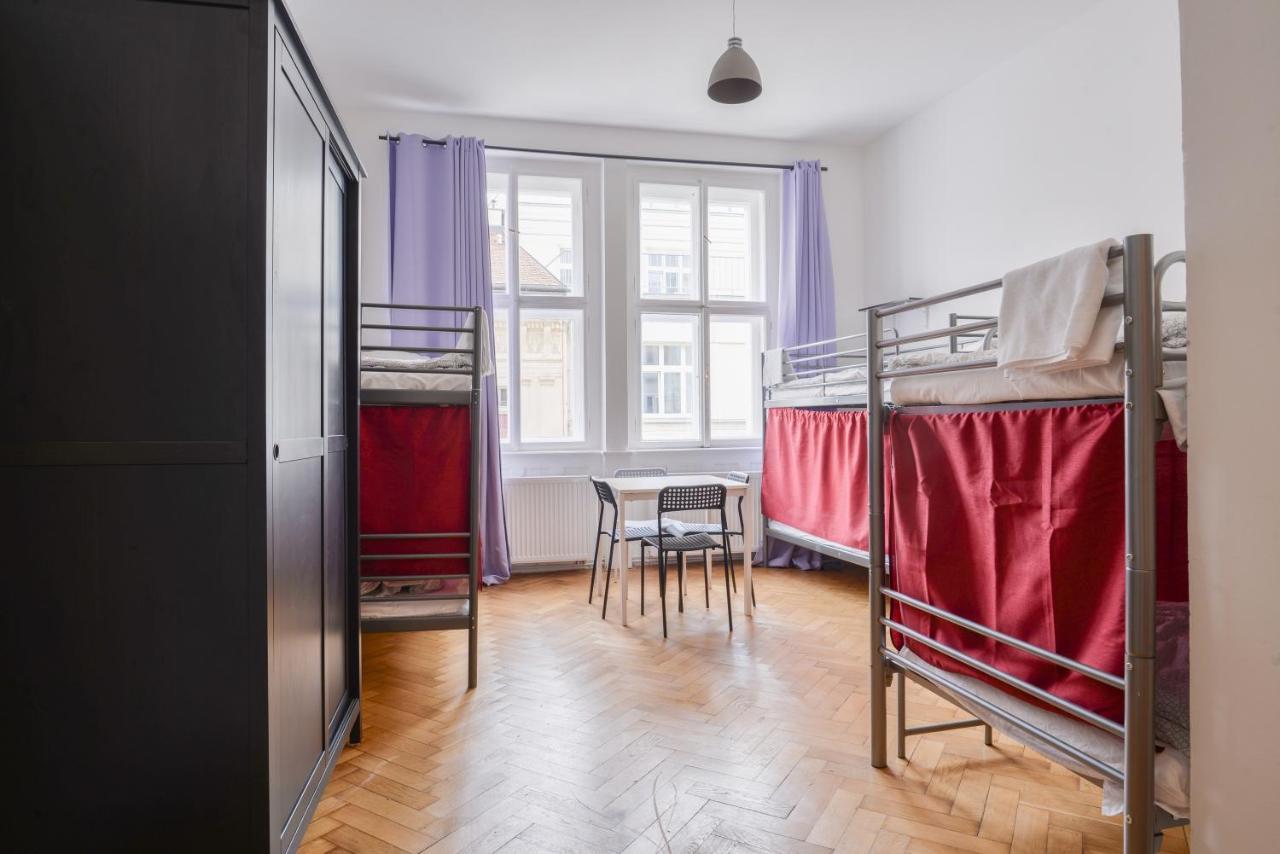 Globe Hostel Prague Adults Only Eksteriør bilde