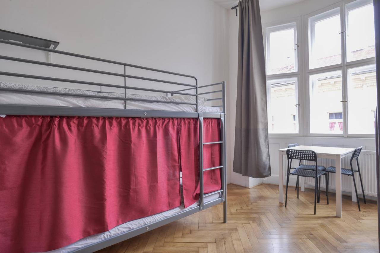 Globe Hostel Prague Adults Only Eksteriør bilde