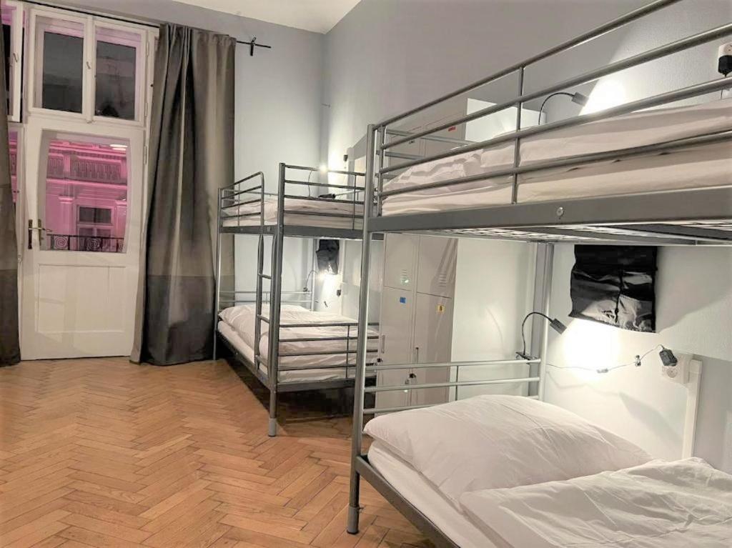 Globe Hostel Prague Adults Only Eksteriør bilde
